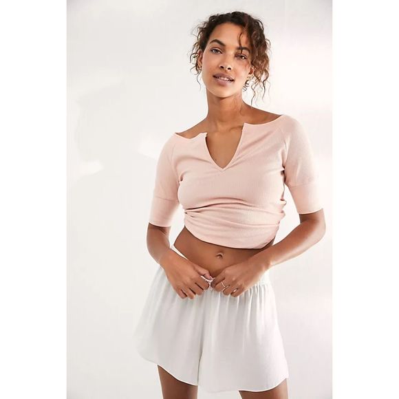 Free People Intimately Pink Ribbed Baby Tee Round Hem Short Sleeves Medium - Picture 1 of 11
